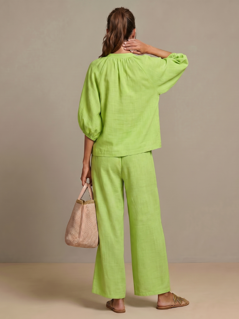 Natalia | Completo con Blusa con Zip e Pantaloni a Gamba Larga