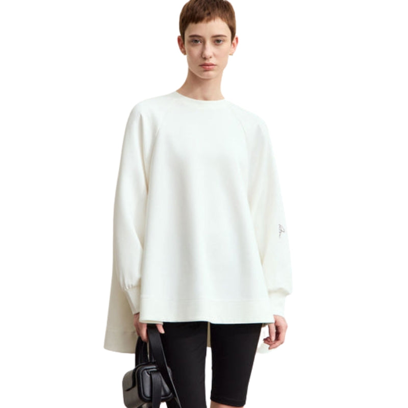 Hannah – Maglione scollo a O con design a manica a spalla