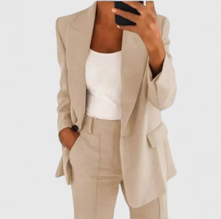 Emberlee | tailleur elegante