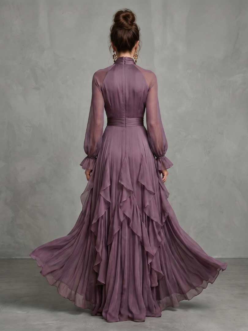 Demetria | Abito Maxi con Fiocco al Collo e Balze Stratificate