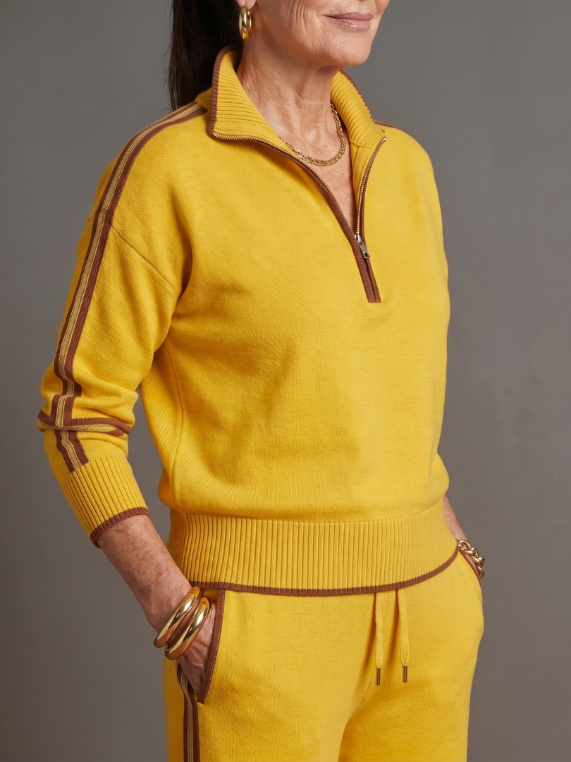 Lorenza | Set con Top a Maniche Lunghe con Zip e Pantaloni a Gamba Larga con Striscia Laterale