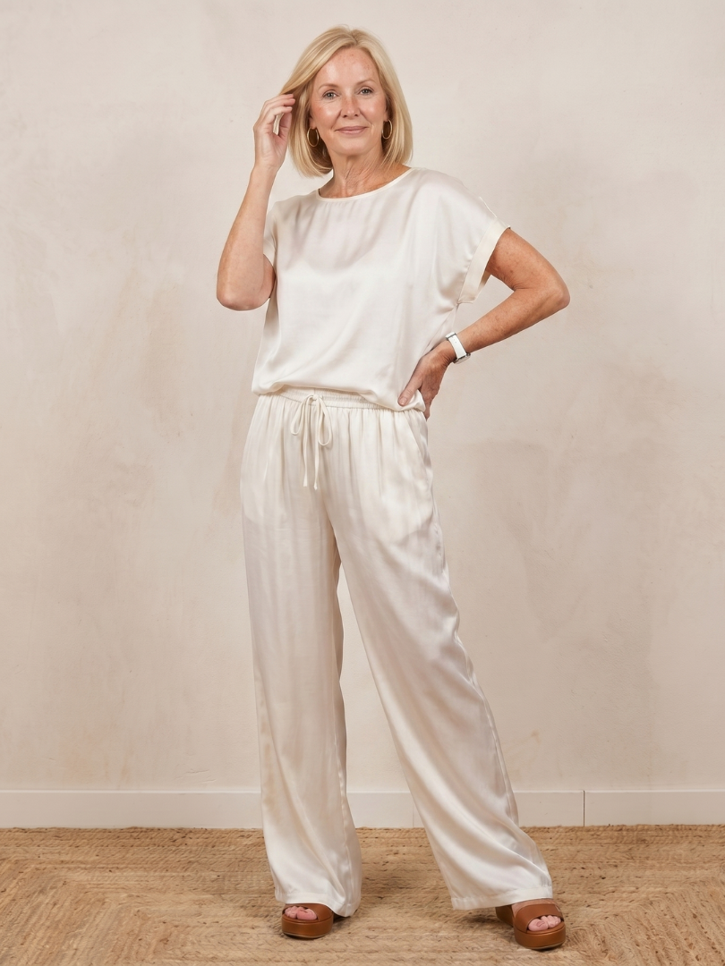 Carlotta | Set con pantaloni a gamba larga e top a maniche corte con coulisse