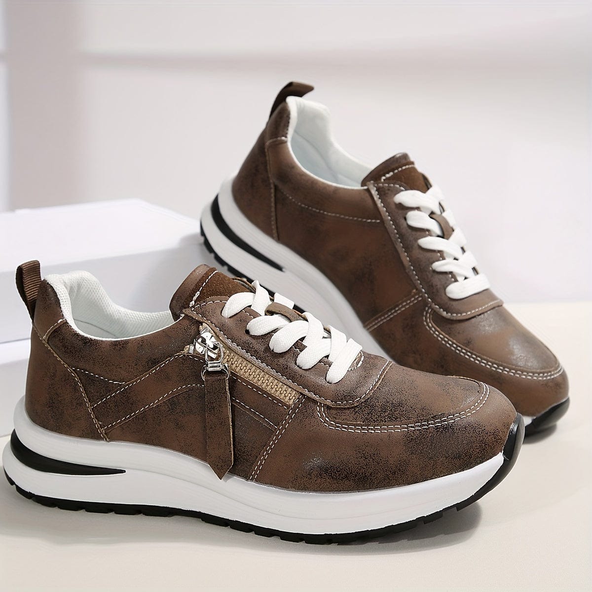 Mina | Sneaker Ortopedica
