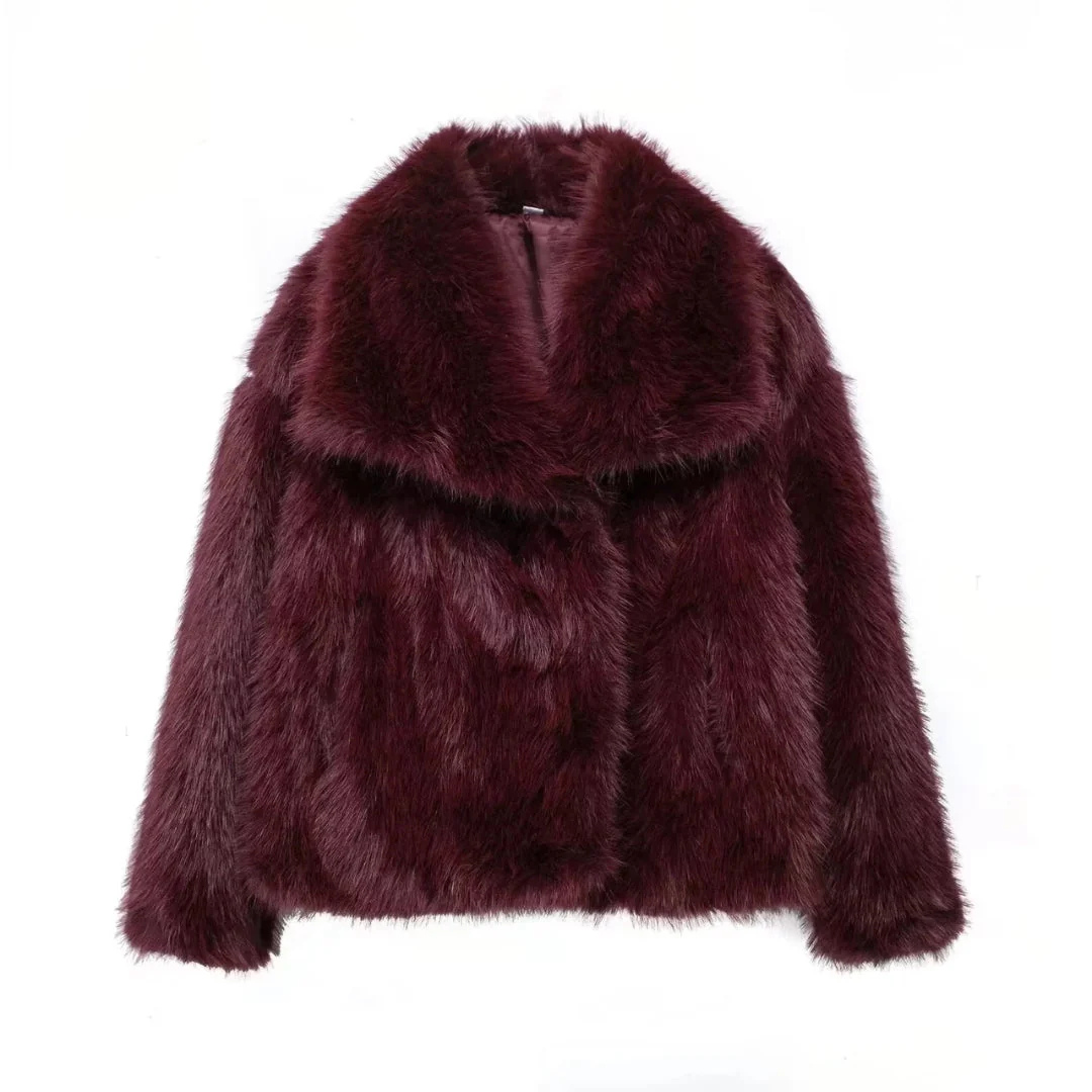 Ilaria | Cappotto Corto in Pelliccia Sintetica