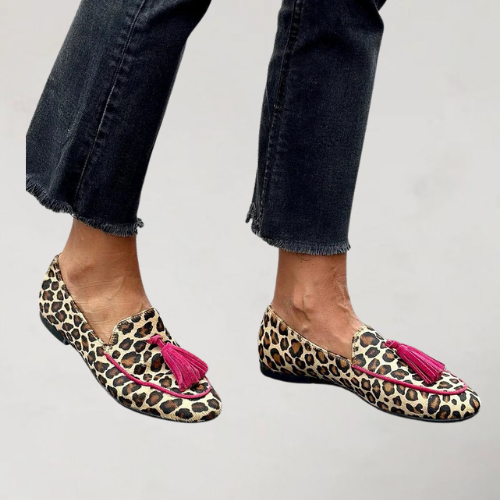 Ornella | Mocassino con Nappine