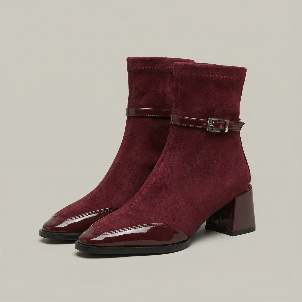 Cleofe | Stivaletti con Tacco Medio e Zip Laterale