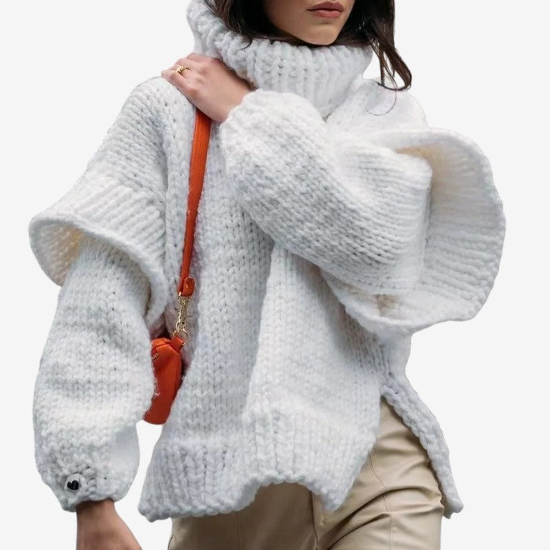 Halen – Maglione Oversize a Manica Lunga con Collo Alto e Dettagli a Costine