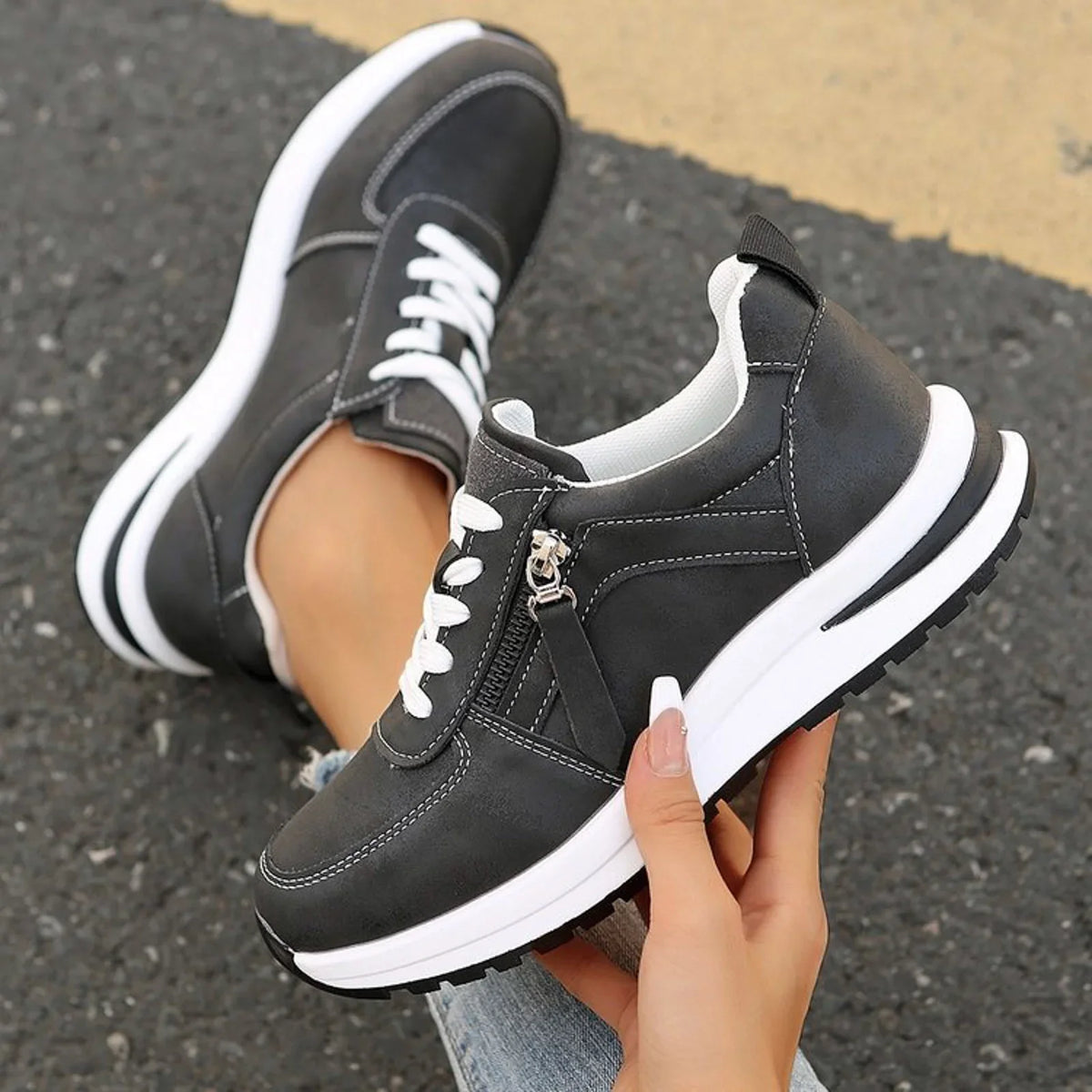 Mina | Sneaker Ortopedica