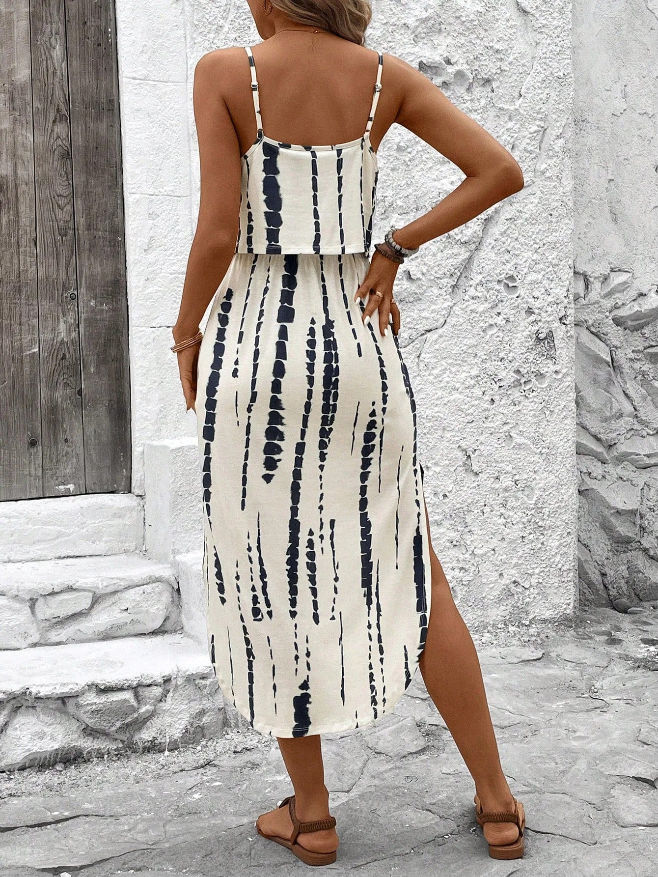 Luna | Vestido midi estampado con tirantes finos