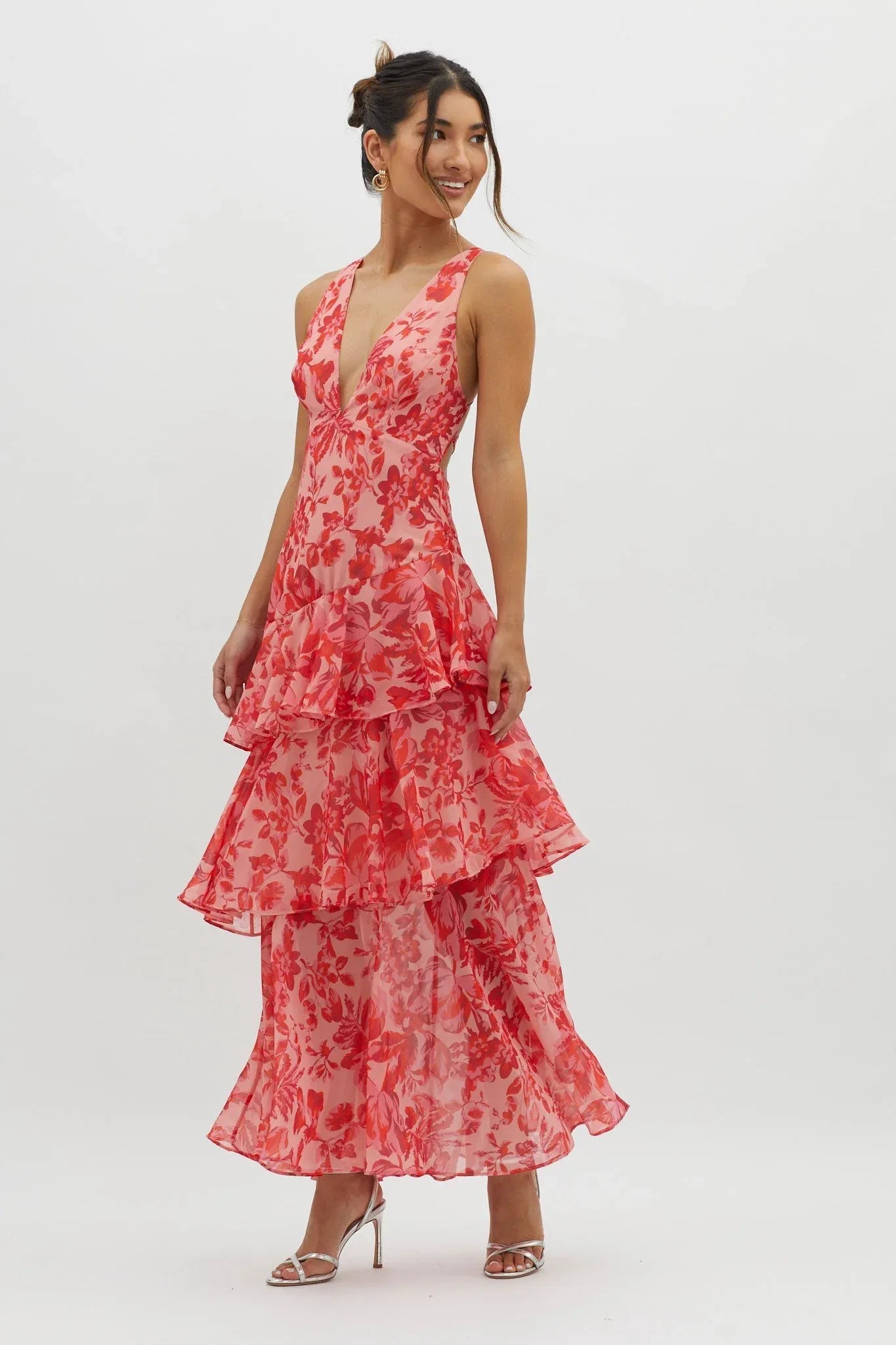 Maya | Vestido largo floral con volantes