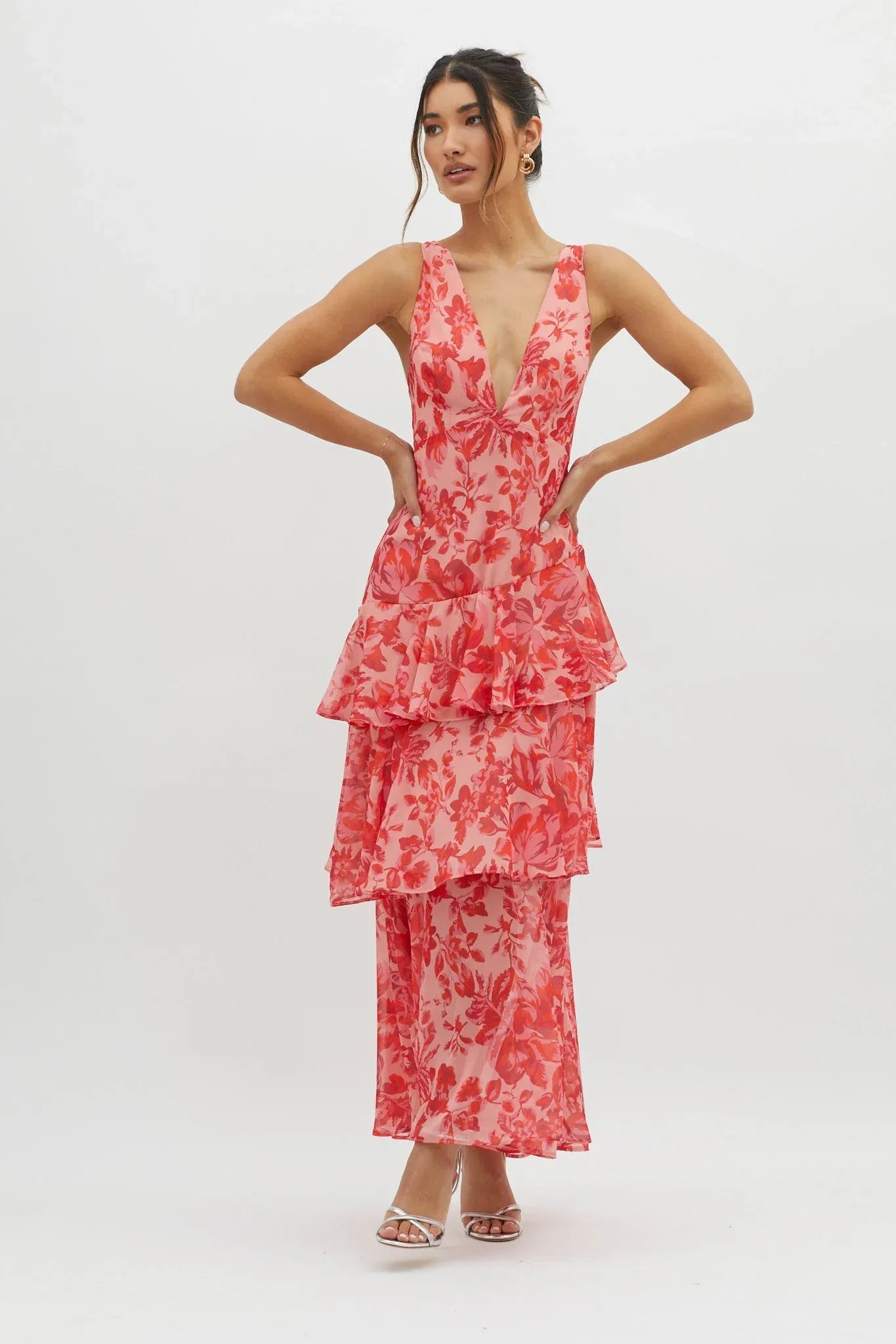 Maya | Vestido largo floral con volantes